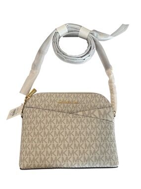 🔥NWT🔥 - Michael Kors Cream Signature MK Crossbody Bag with Gold Hardware